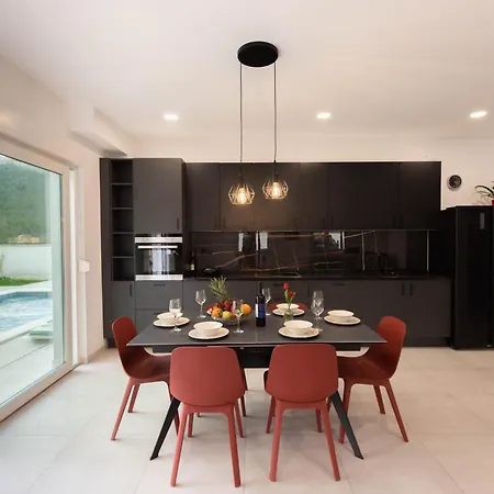 House Bartulovic - Jan With A Pool