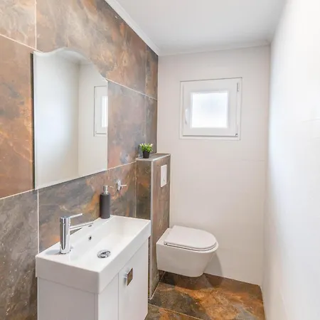 House Bartulovic - Jan With A Pool Βίλα *